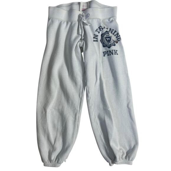 Vs pink in training sweatpants - Picture 2 of 5